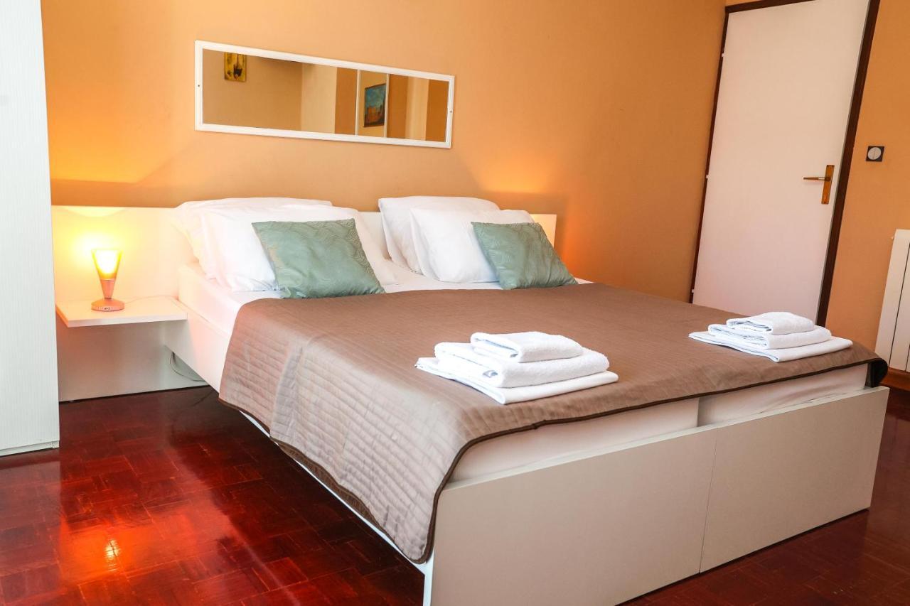 ביוגראד נה מורו Apartments And Rooms Sinka מראה חיצוני תמונה