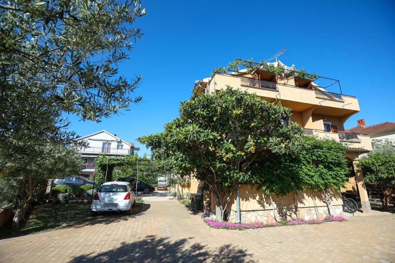 ביוגראד נה מורו Apartments And Rooms Sinka מראה חיצוני תמונה